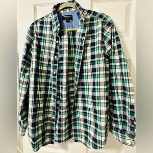 American Eagle Plaid Button Up Shirt